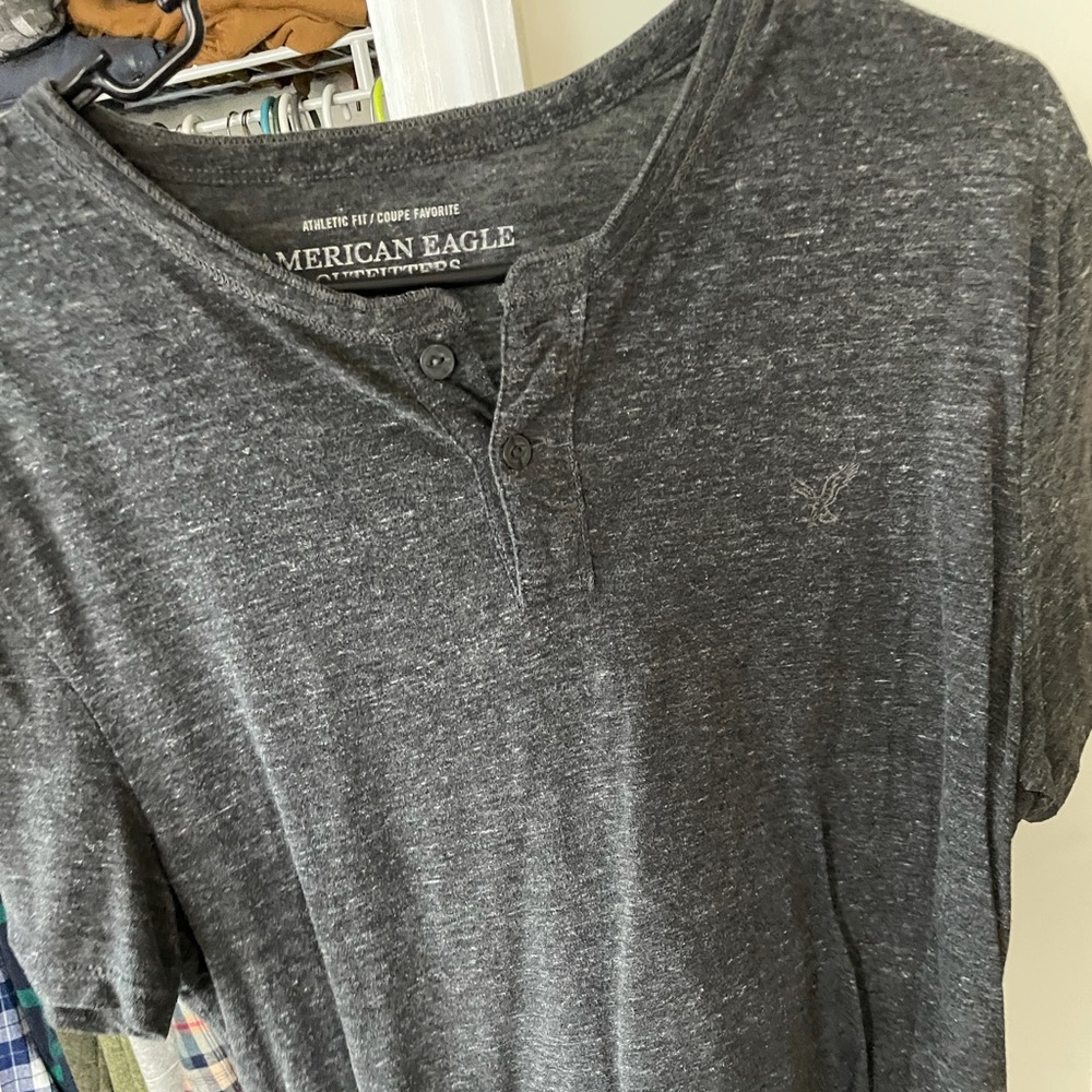 American Eagle T-shirt